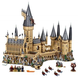 harry potter hogwarts castle lego set